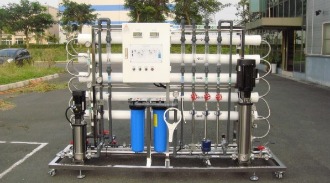 屏瑞科技外銷實績-越南廠專用 RO 純水系統套裝設備-一體化出口型純水機