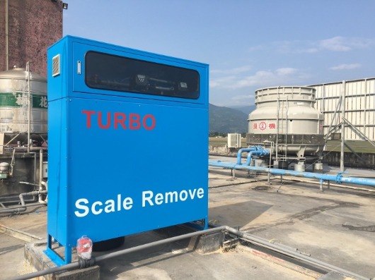 台東機場：大型中央空調冷卻水軟水過濾系統