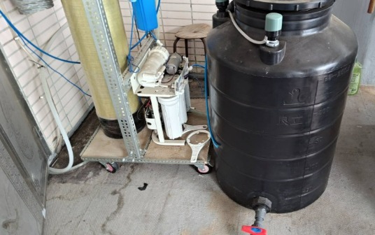 超純水樹脂更換服務-穩定導電度與電阻率-鎮釱水處理工程