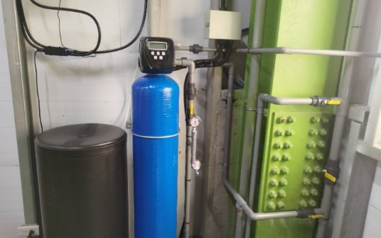 毅達吸管：自動化生產冷卻用軟水設備，確保製程穩定